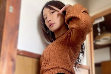 琴井ありさ、強めのおパンチラ