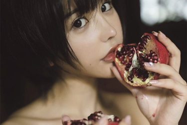 パピコ、ザクロと一糸まとわぬ完熟バスト