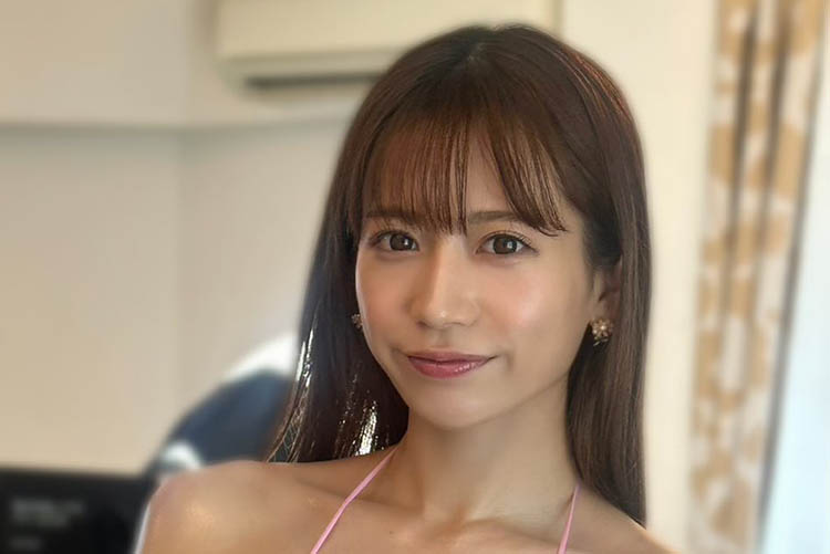桜りん、テカテカボディの肉体美の画像1