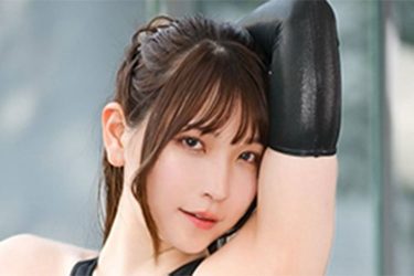 あまつまりな、ハイレグ競泳水着美女