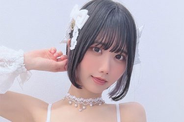 かれしちゃん、大胆ランジェリー美女