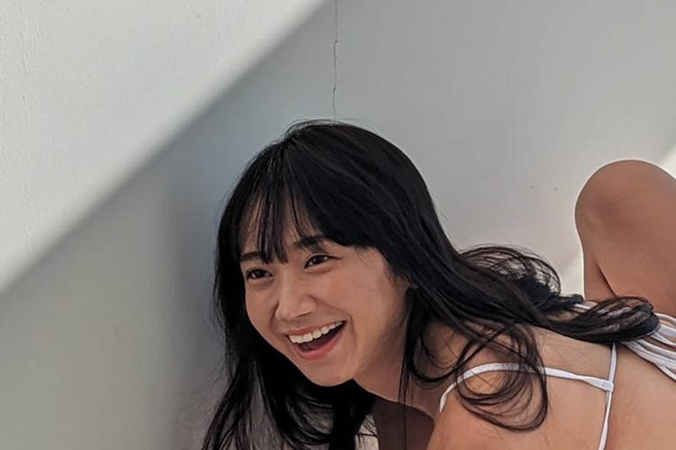相沢菜々子、衝撃の「軟体グラビア」の画像1