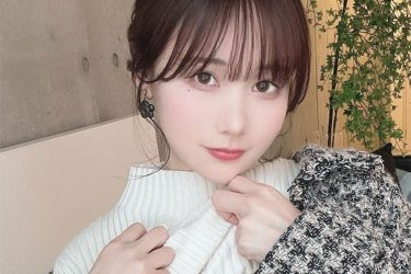 けんけん、艶やかな服の中身