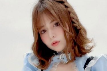 紅羽祐美、パンチラごほうし