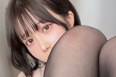 天川星夏、危険な黒パンスト誘惑