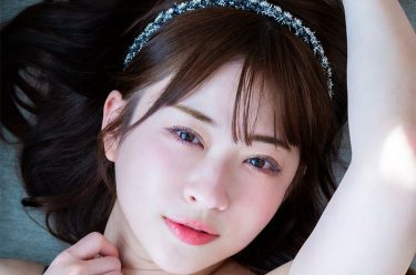メイリ、仰向けむちむちの色香