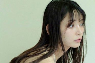 似鳥沙也加、透明感抜群ビジュ