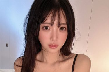 真島なおみ、ベッド上の秘密ポスト