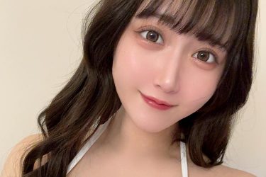 もものすけ、最強白ビキニボディ