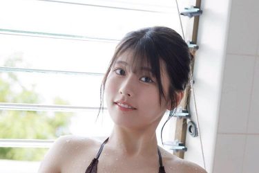 ちとせよしの、二次元ヒロイン級の超絶ボディ