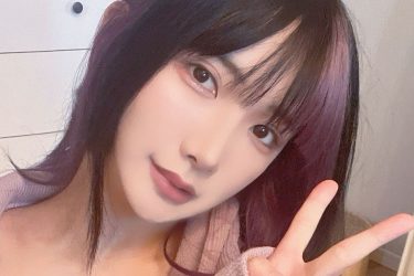 yunocy、ノーブラ×ダル着