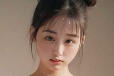 くりえみ、悩ましの美貌と美ボディ