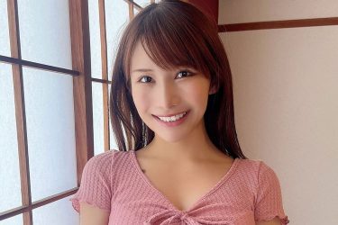 琴井ありさ、背徳感煽る…けしからん服