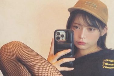 似鳥沙也加、網タイツ破りアレンジ