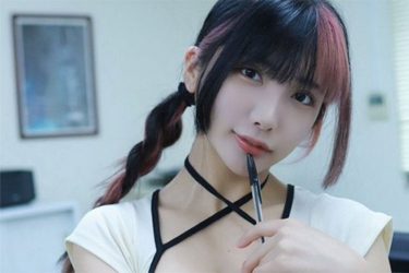 yunocy、色々教えてくれるお姉さん