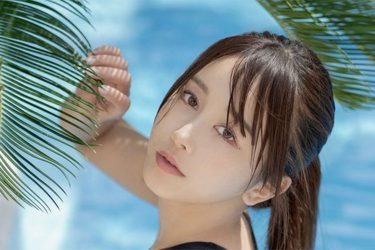 いくみ、梅雨明けが待ち遠しい水着グラ