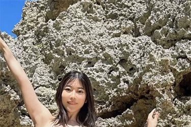 伊織いお、腹筋割れ&ムチ太もも