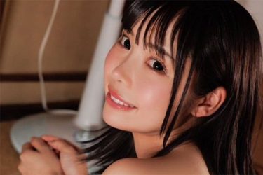 風愛ことり、布団上でほぼ丸見え