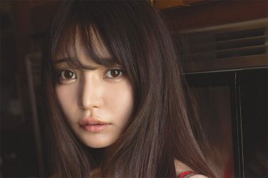 似鳥沙也加、情熱的美谷間