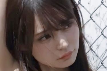 似鳥沙也加、美胸の極めつけ