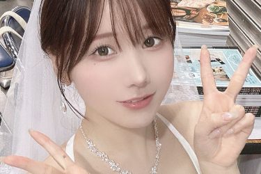 けんけん、コミケでハニーな美貌