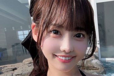 風愛ことり、プールでのお誘い