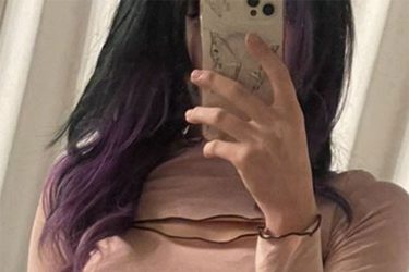 yunocy、いい感じのお腹自撮り