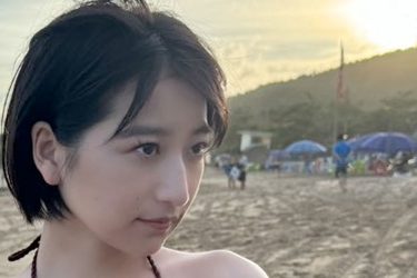 榎原依那、目を奪われるグラマラス