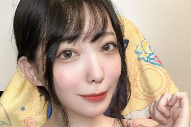 紫藤るい、引っ張り&Wピース