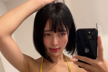 橋本ひかり、最強ゴールドビキニ