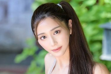 斎藤恭代、ポニテビキニ美女