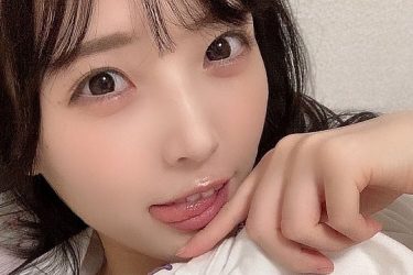 由良ゆら、ダブルぺろり露出で新規ファン魅了