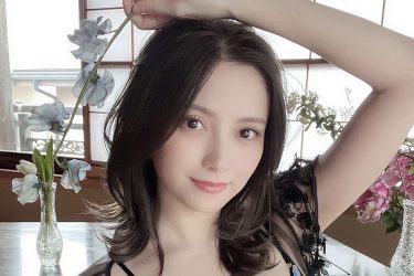 桃月なしこ、ダークなお雛さま