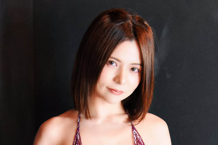 紅羽祐美、刺激的な新ポーズ「逆Y字」誕生の画像1