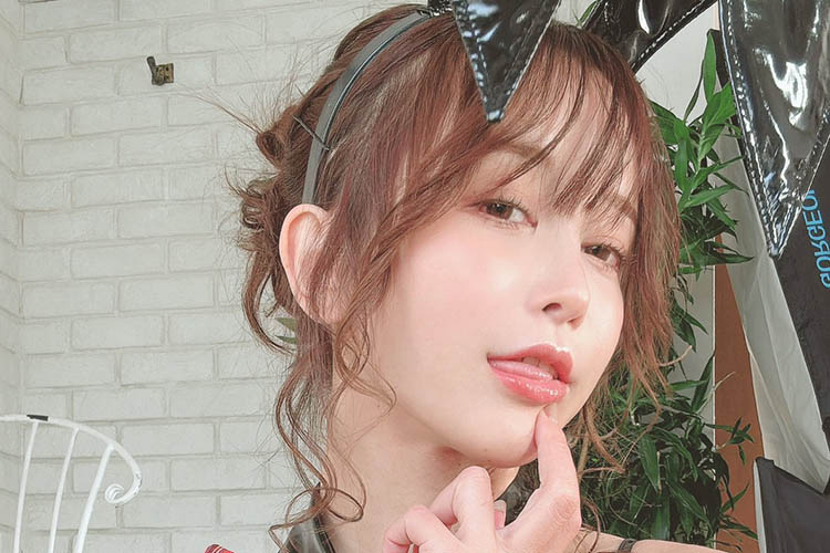 いくみ、限界ギリギリのノーブラ姿の画像1