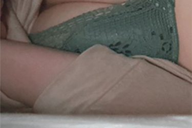 けんけん、布団の中の温もりボディ