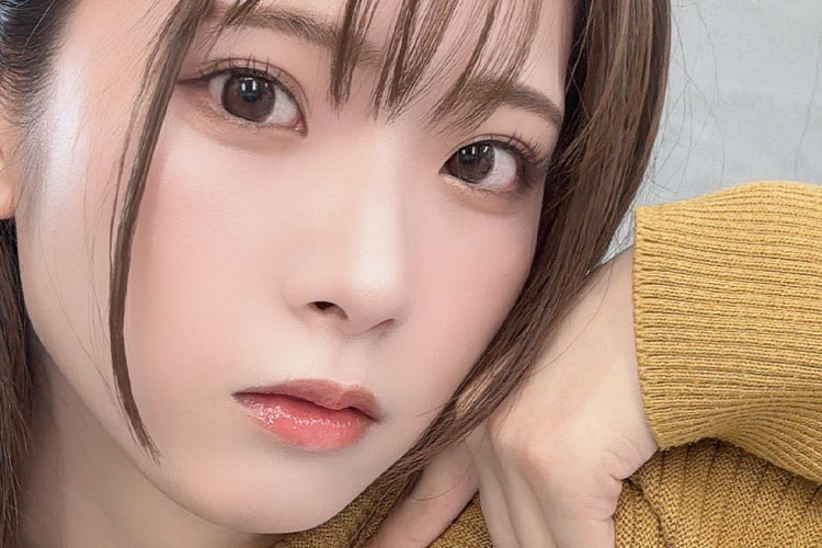 紅羽りお、デンジャラス美女の甘い誘惑の画像1