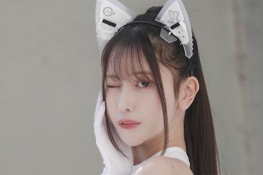 名取くるみ、イタズラな猫娘