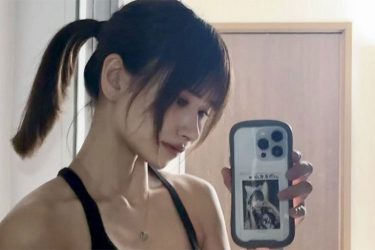 ネコノメ、一味違うCK下着姿